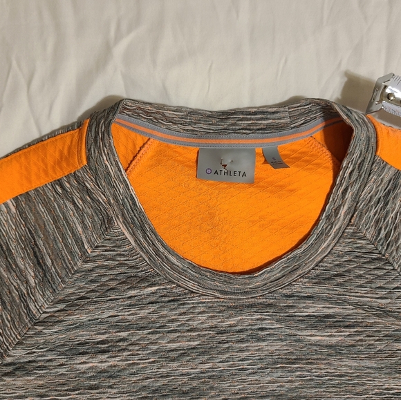 Athleta Women Snowscape Quilted Pullover size S - Picture 3 of 6